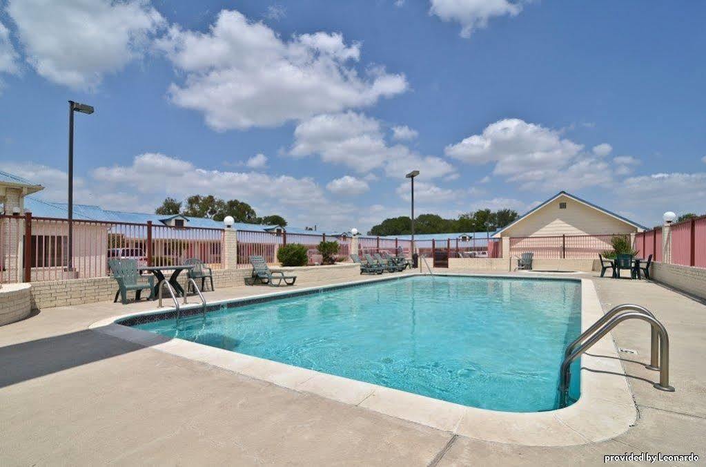 Best Western Regency Inn & Suites Gonzales Faciliteter billede